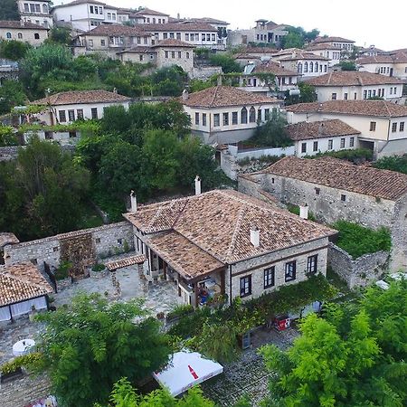 Guest House Iljesa Berat Extérieur photo