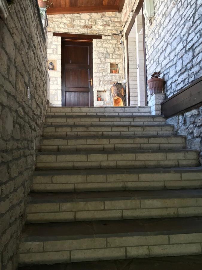 Guest House Iljesa Berat Extérieur photo