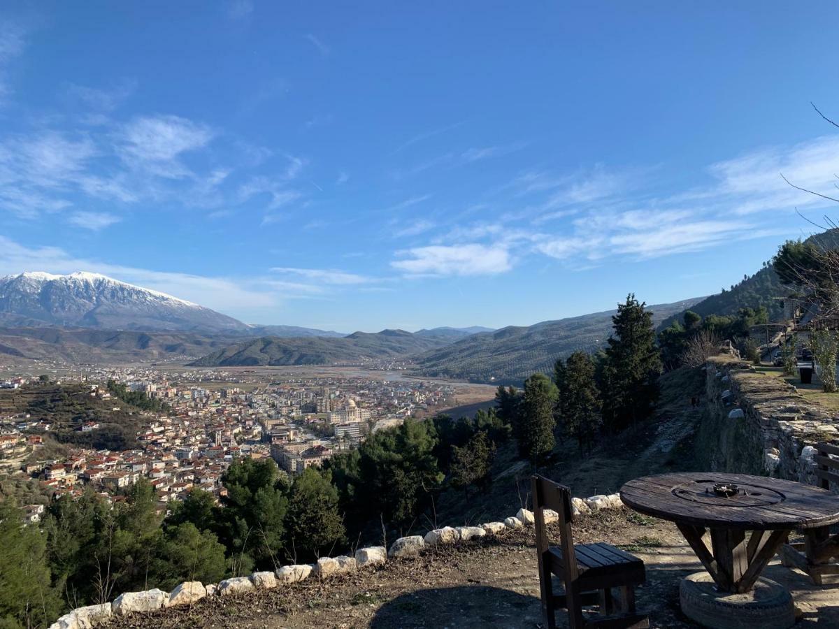 Guest House Iljesa Berat Extérieur photo
